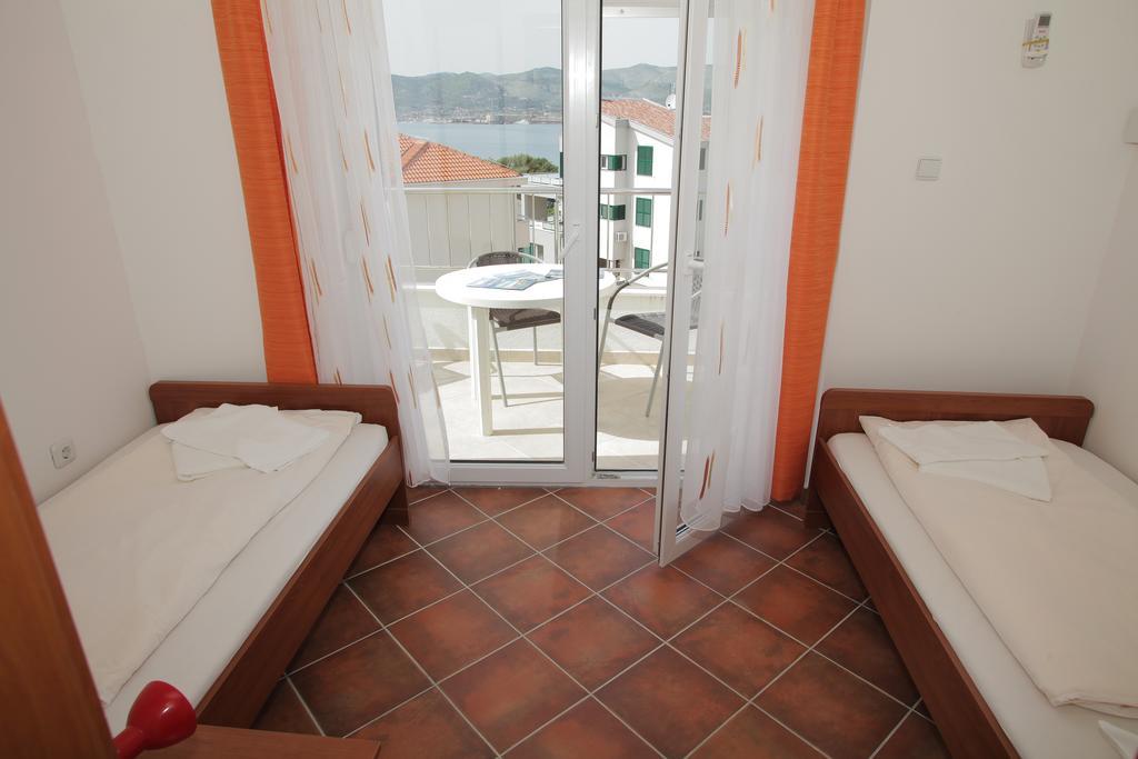 Apartment Horizont Trogir Exterior foto